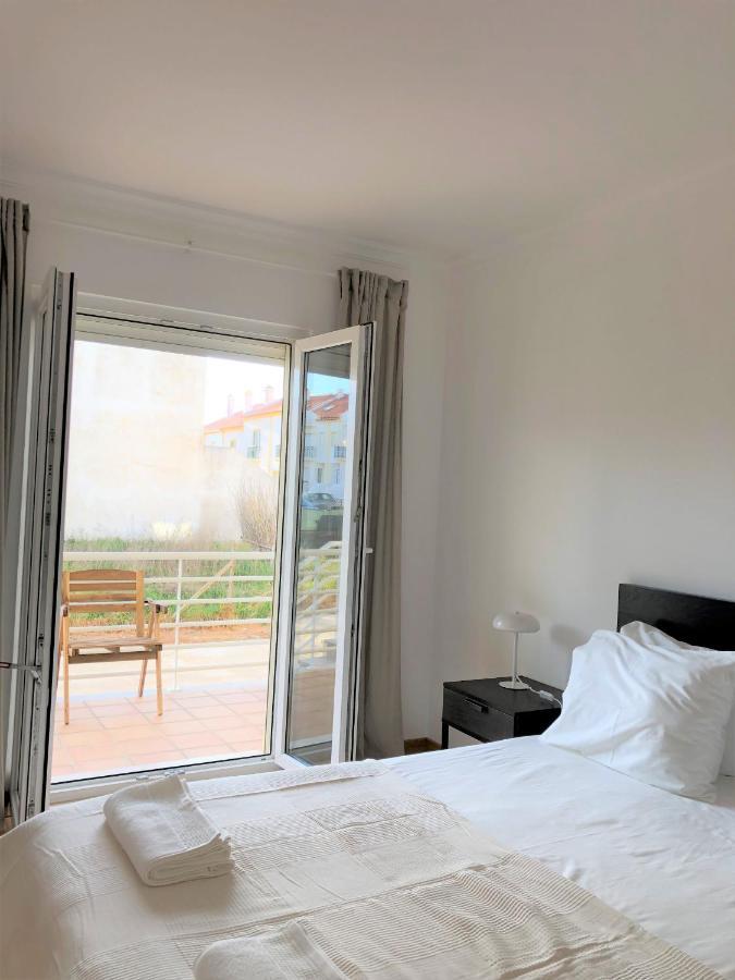 Appartement Sea Avenue House - Center Baleal - Surfboard Included à Ferrel  Extérieur photo